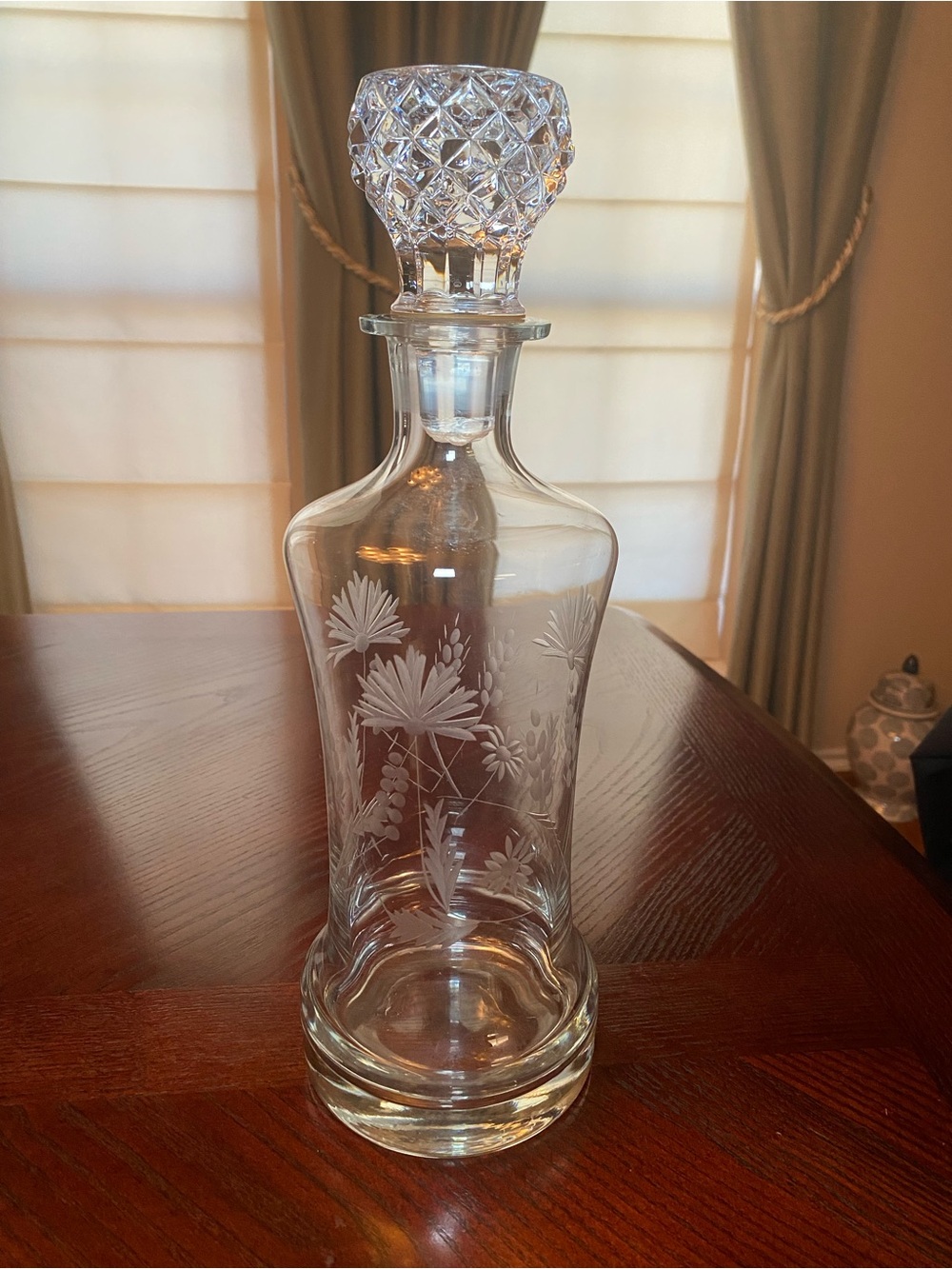Crystal Etched Glass Decanter with stunning stopper - Clear